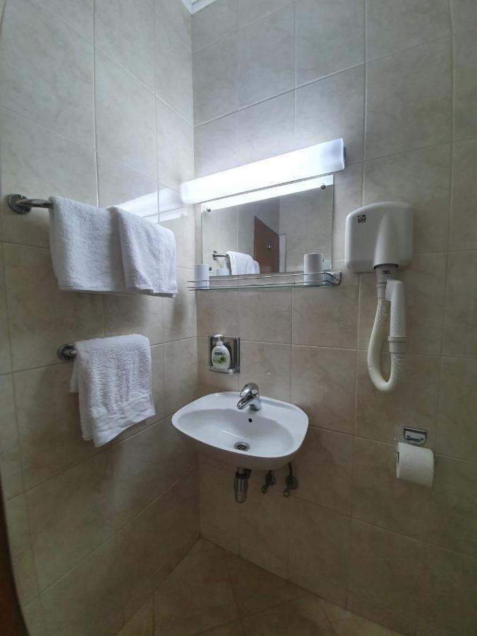 Apartmani Ana Mlini Eksteriør bilde
